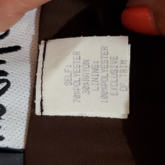 Ursula of Switzerland Layered Wide Leg and Sleeveless Set - Picture 4 of 7